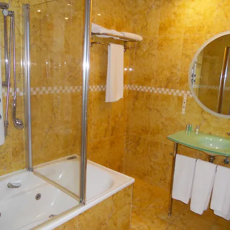 Ribera Del Duero Hotel 3*