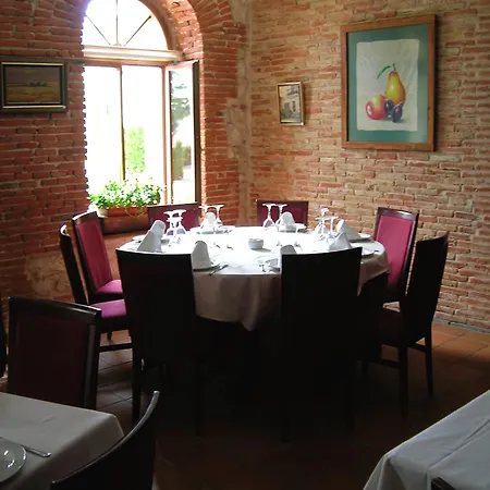 Ribera Del Duero Hotel 3*